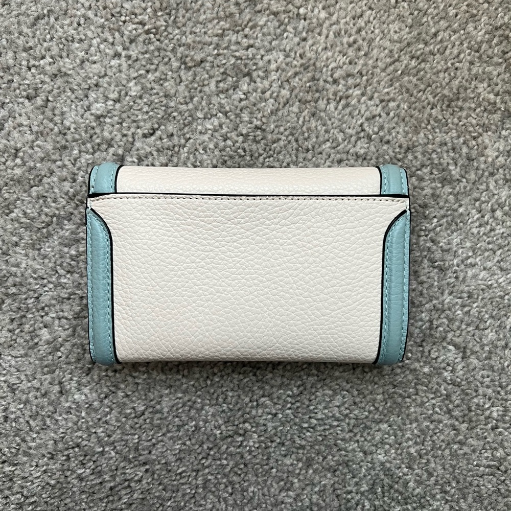 Coach Jade Medium Envelope Wallet - Picture 4 of 7